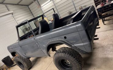Ford-bronco-1974-grey-1