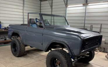 Ford-bronco-1974-grey