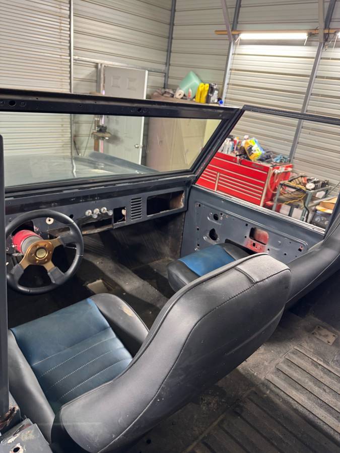 Ford-bronco-1974-grey-4