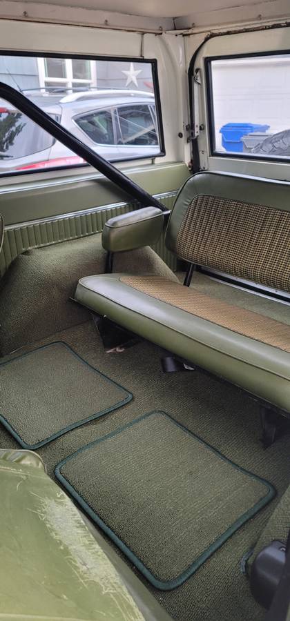 Ford-bronco-1976-green-10
