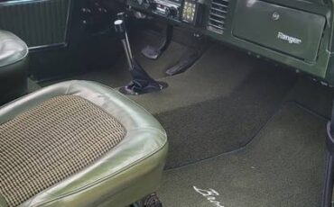 Ford-bronco-1976-green-8