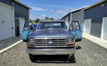 Ford-bronco-1983-blue-2