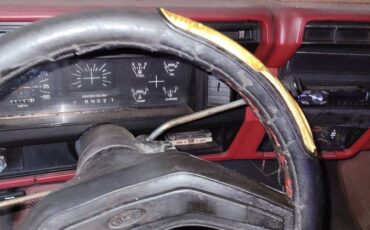 Ford-bronco-1983-red-1