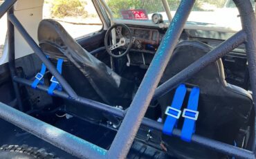 Ford-bronco-1983-white-4