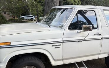 Ford-bronco-1985-white-6