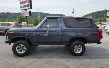 Ford-bronco-1986-blue-17