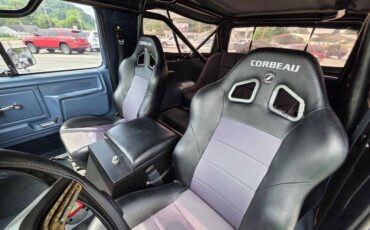 Ford-bronco-1986-blue-23