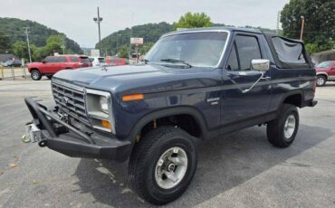 Ford-bronco-1986-blue