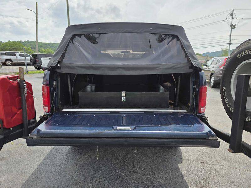 Ford-bronco-1986-blue-5