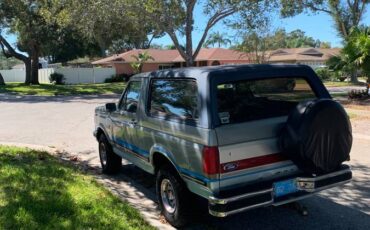 Ford-bronco-1987-silver-1