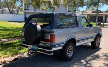 Ford-bronco-1987-silver