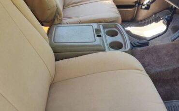 Ford-bronco-1988-white-10