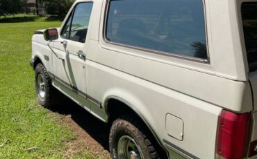 Ford-bronco-1988-white-3