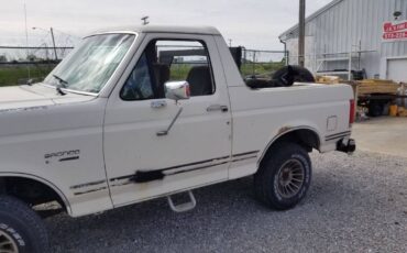 Ford-bronco-1988-white-8