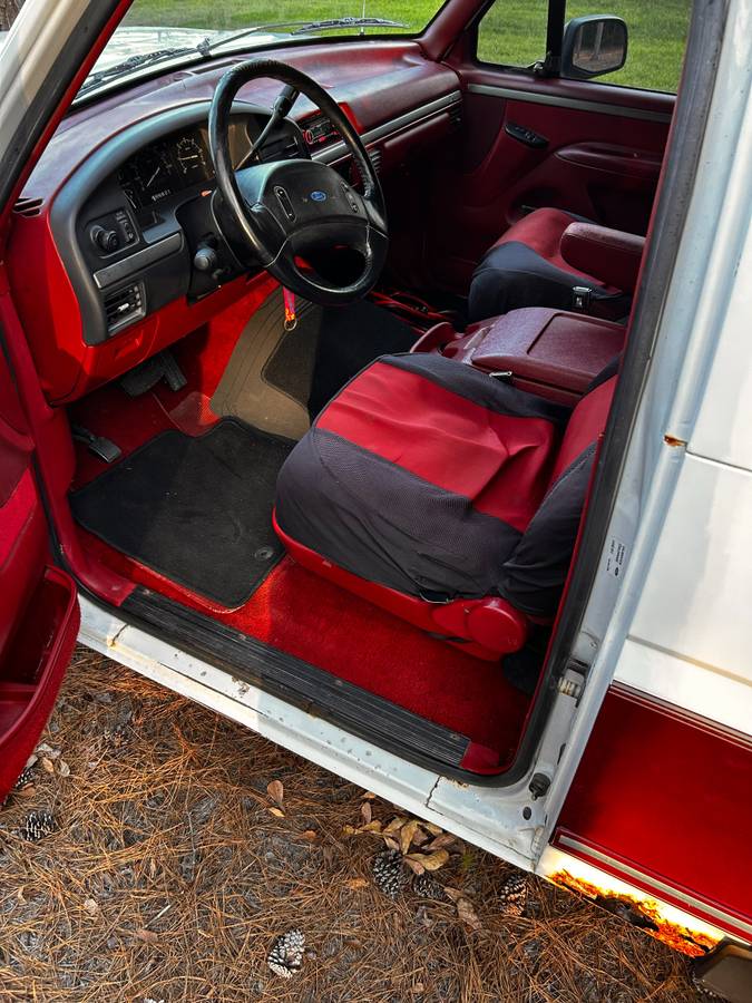Ford-bronco-1993-white-23