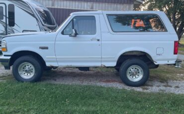 Ford-bronco-1993-white