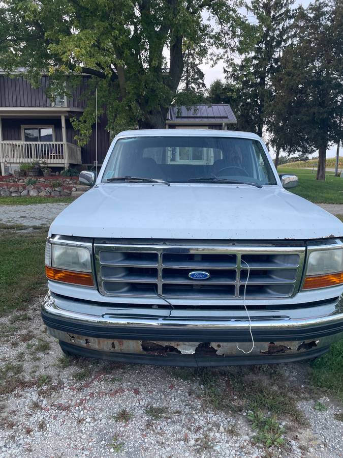 Ford-bronco-1993-white-8