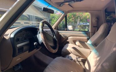 Ford-bronco-1995-white