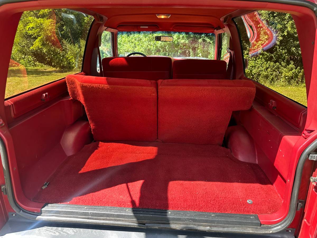 Ford-bronco-2-1989-red-10