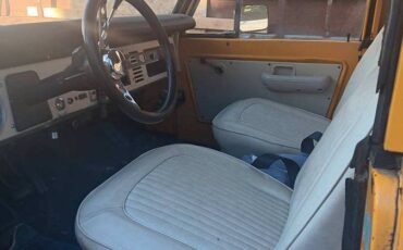 Ford-bronco-4x4-1976-yellow-1