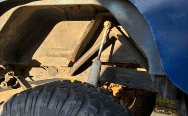 Ford-bronco-4x4-1977-blue-1