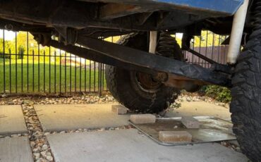 Ford-bronco-4x4-1977-blue-2