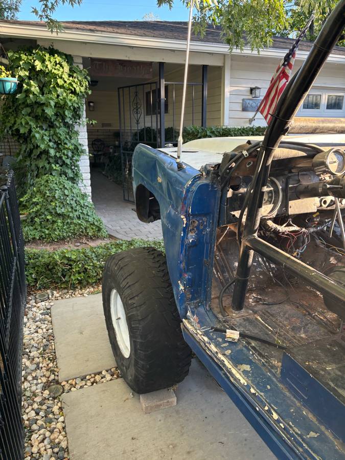 Ford-bronco-4x4-1977-blue-5