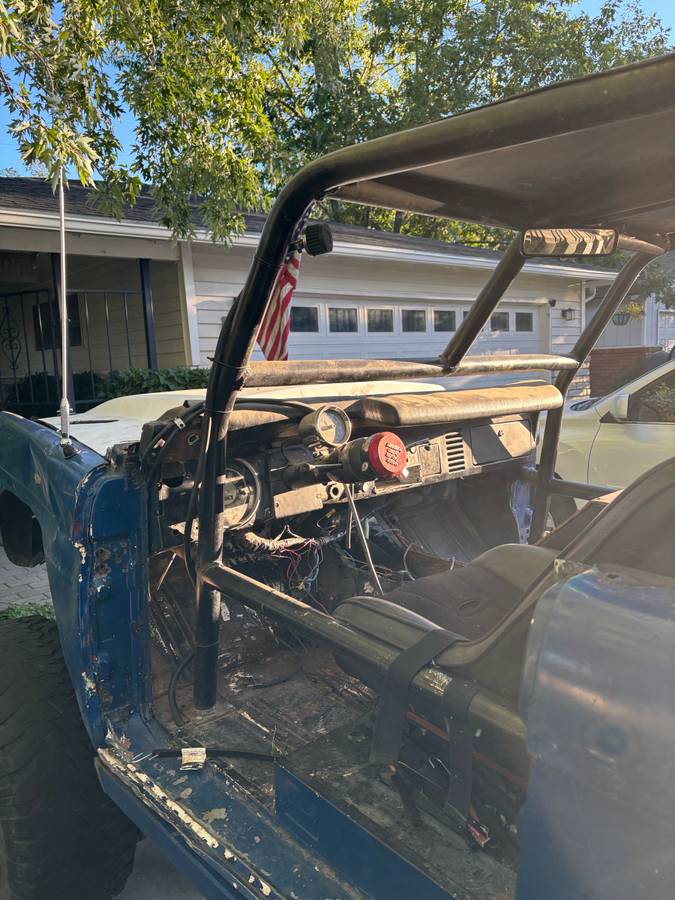 Ford-bronco-4x4-1977-blue-6