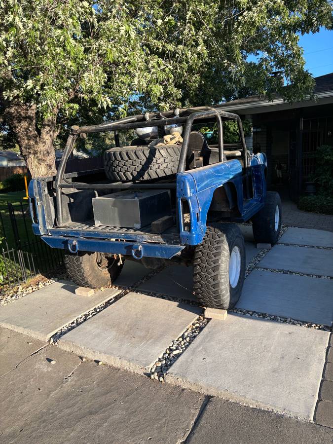Ford-bronco-4x4-1977-blue-7