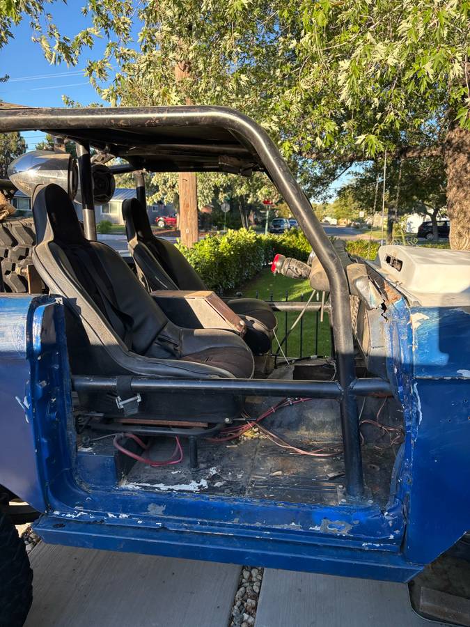 Ford-bronco-4x4-1977-blue-8