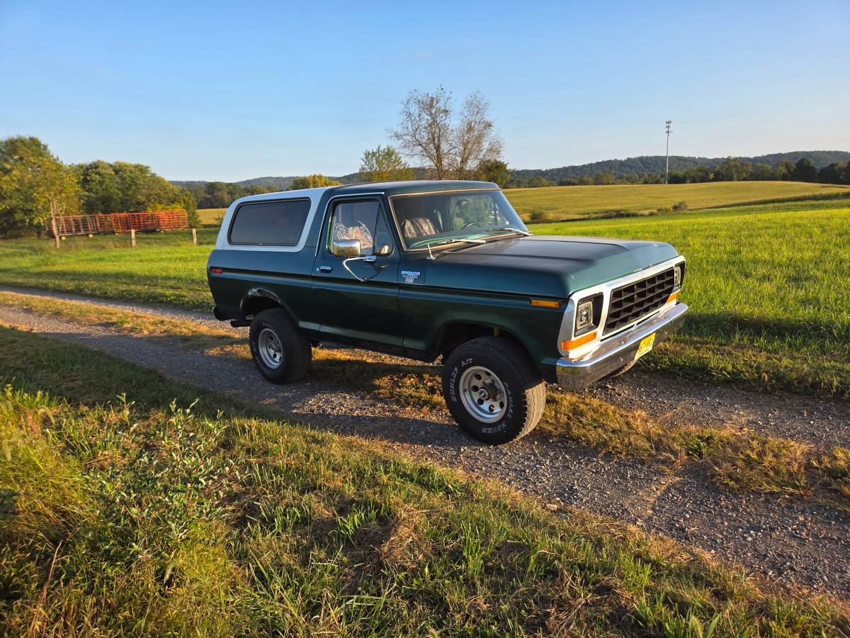 Ford-bronco-4x4-1979-3
