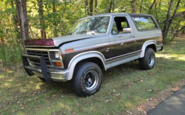Ford-bronco-4x4-1986