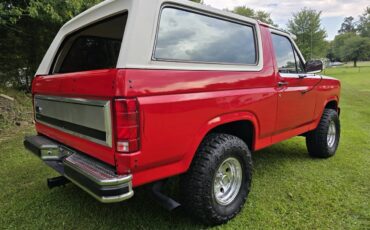 Ford-bronco-4x4-1986-red-1