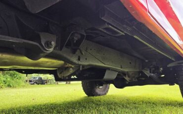 Ford-bronco-4x4-1986-red-11