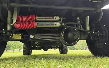 Ford-bronco-4x4-1986-red-12