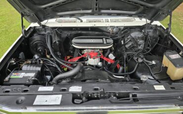 Ford-bronco-4x4-1986-red-13