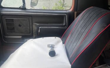 Ford-bronco-81-1981-white-2