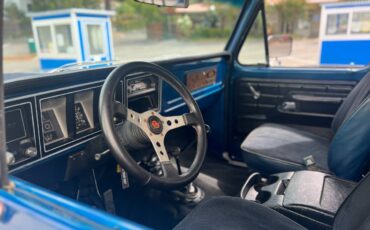 Ford-bronco-custom-1978-blue-9