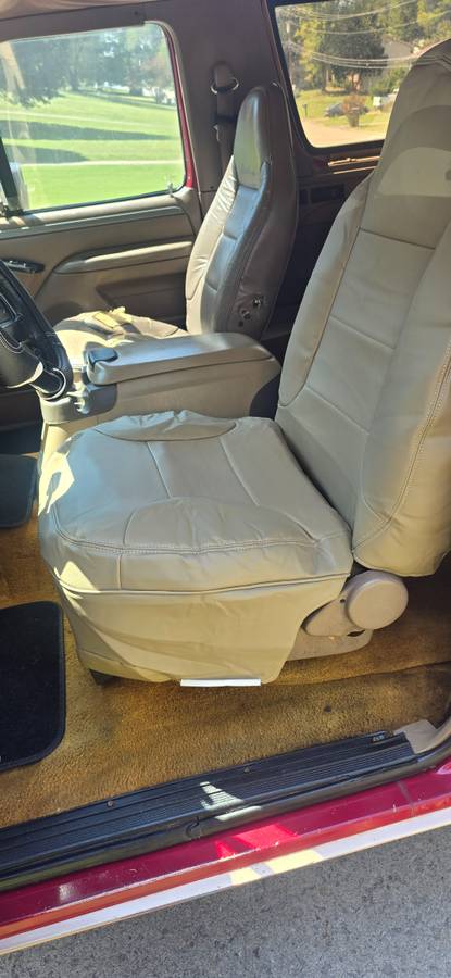 Ford-bronco-eddie-bauer-4x4-1994-10