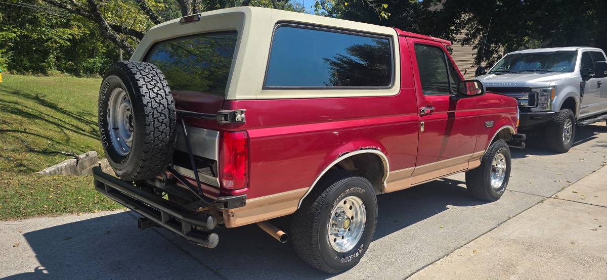 Ford-bronco-eddie-bauer-4x4-1994-3