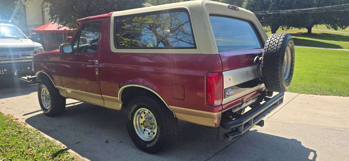 Ford-bronco-eddie-bauer-4x4-1994-4