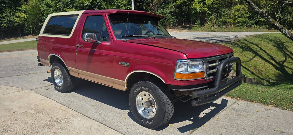Ford-bronco-eddie-bauer-4x4-1994