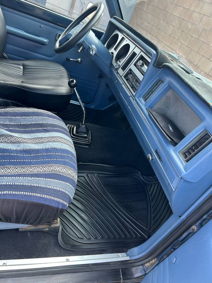 Ford-bronco-ii-1986-blue-9