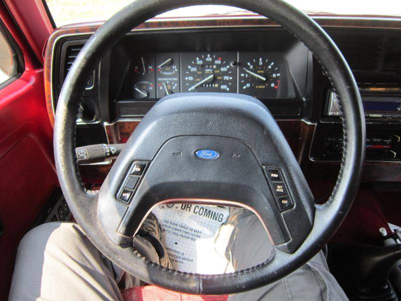 Ford-bronco-ii-1989-red-1