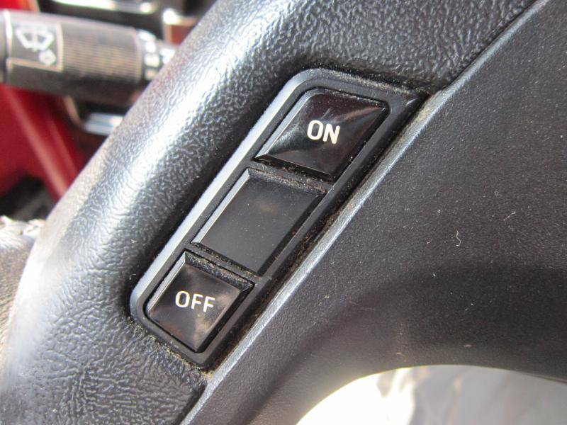 Ford-bronco-ii-1989-red-10