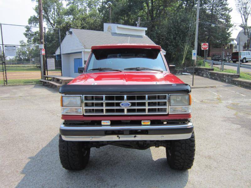 Ford-bronco-ii-1989-red-13