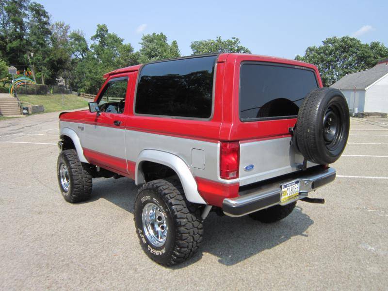 Ford-bronco-ii-1989-red-14