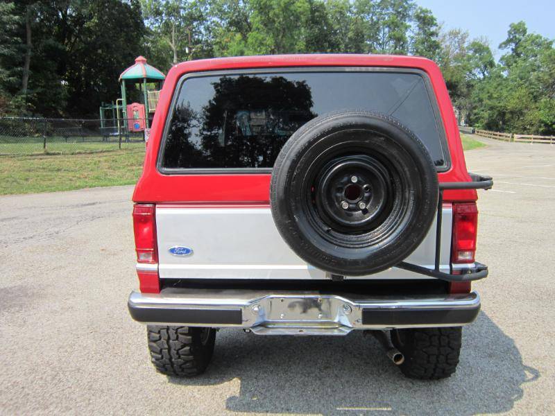 Ford-bronco-ii-1989-red-17