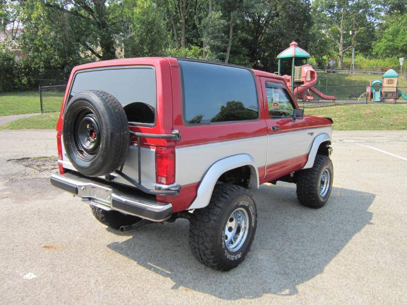 Ford-bronco-ii-1989-red-2