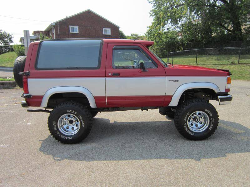 Ford-bronco-ii-1989-red-3